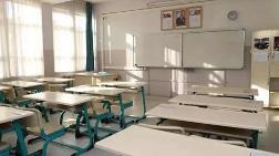 Yüzlerce Öğrenci Okulsuz Bırakıldı