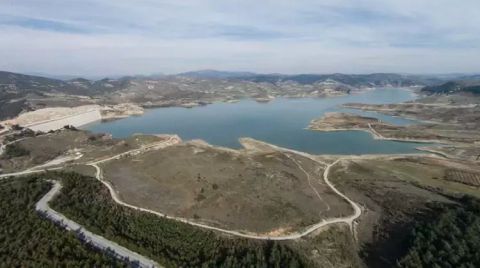 İzmir'de Gördes Barajı'nın Ölü Hacmindeki Su Devreye Alınacak