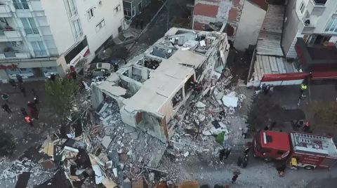 Gebze'de Bina Çöktü; 4 Kişi Hayatını Kaybetti