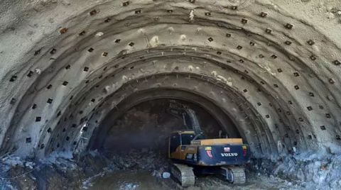 Türk Şirket Arnavutluk'u Karıştırdı