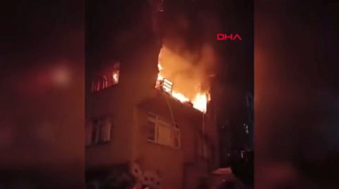 Kağıthane'de 6 Katlı Binada Patlama