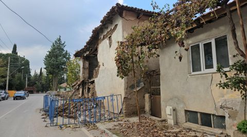 “Sındırgı'da Hasarın Büyümesinde Zemin Koşulları ve Yapı Tipi Belirleyici Oldu”