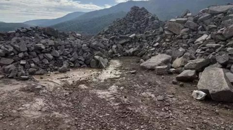 Ayvacık Belediyesi’nin Taş Kırma Tesisi Kapatıldı