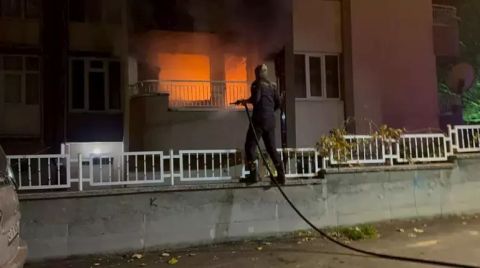 Kütahya'da 8 Katlı Apartmanda Yangın