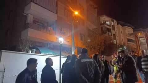 İnşaat Çalışmasının Yanındaki 2 Binada Çatlaklar Oluştu