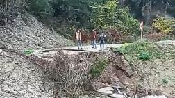 Cide-İnebolu Kara Yolu, Heyelan Nedeniyle Ulaşıma Kapatıldı